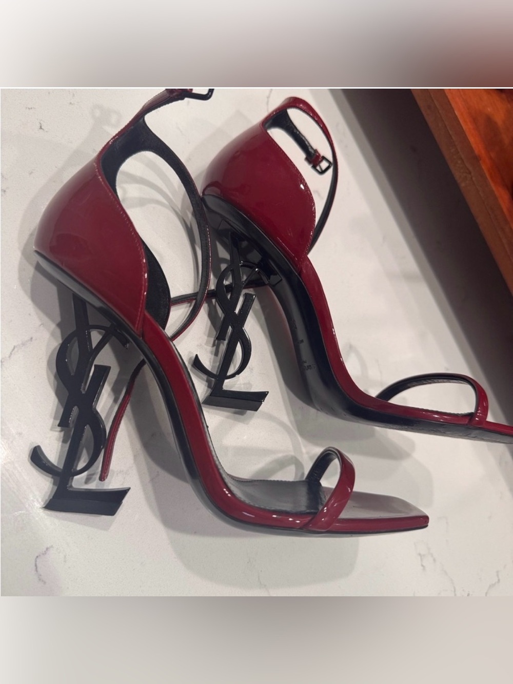 Saint Laurent Red Patent YSL Logo Heel Sandals - Picture 4 of 7